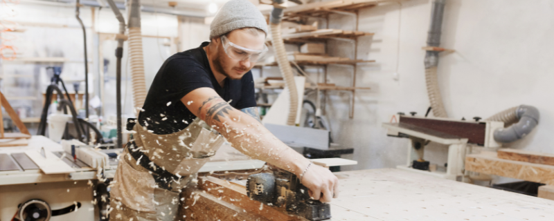 M&eacute;tiers en tension qui recrutent en 2026 : Menuisier