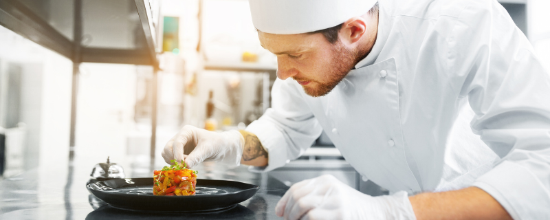 Cuisinier : métier qui recrute à Paris en 2024
