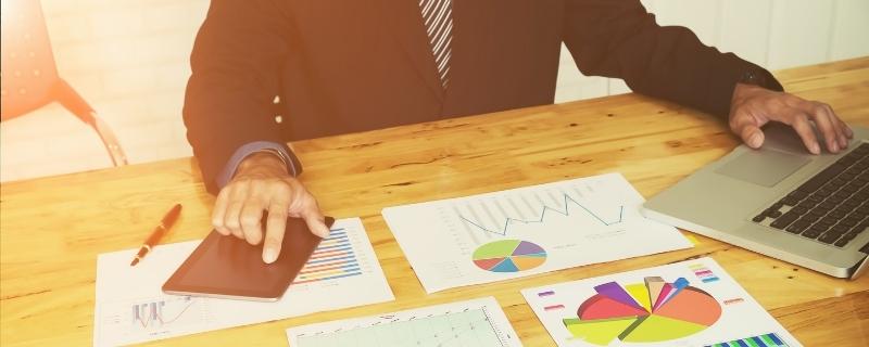 Chargé de clientèle professionnel