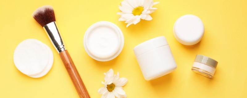 Conseillère de vente parfumerie et cosmétique