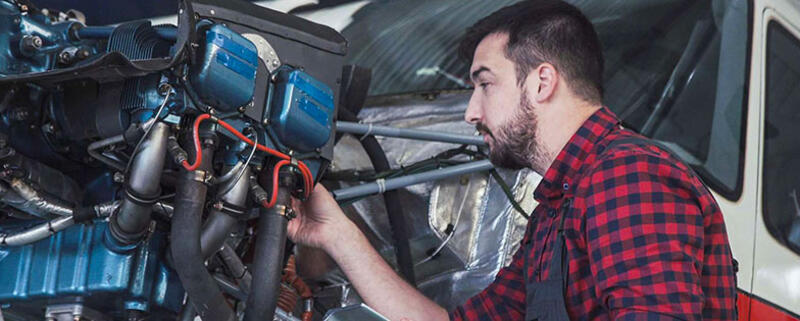 Mécanicien de maintenance aéronautique | Fiche métier