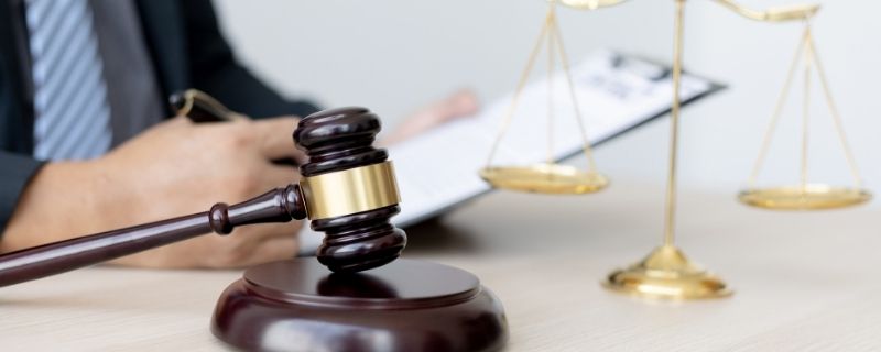 Se former aux métiers du droit