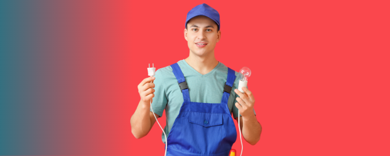 CAP électricien ou TP électricien d'équipement du bâtiment : que choisir pour votre reconversion ?
